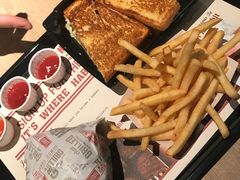 -The Habit Burger Grill 哈比特汉堡(复兴soho店)