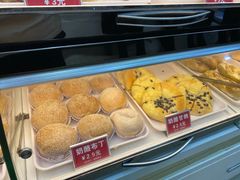 -皇朝西饼(建设店)