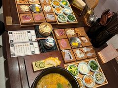 -银米·云南传统过桥米线(双廊黑金冠店)
