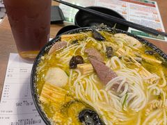 -肥汁米蘭香港米线(定西路店)