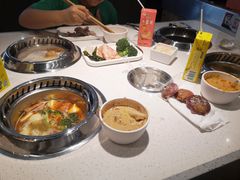-龍歌自助小火锅(市南金茂湾店)