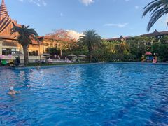 -西双版纳融创皇冠假日度假酒店