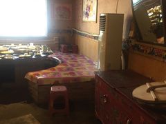 -鱼窝棚柴火铁锅炖(富山屯店)