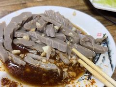 -赵氏牛肉罩火烧