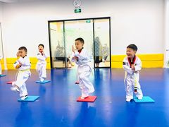 -金载勋跆拳道场(玲东花园店)