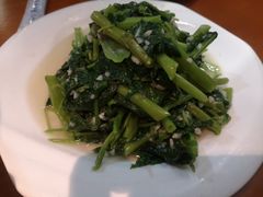 蒜泥空心菜-龙梅肥肠鱼(明瓦廊店)