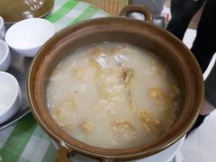 云吞鸡煲翅-毛记饭店