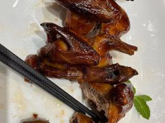 红烧乳鸽-广东道至正餐厅(区庄店)