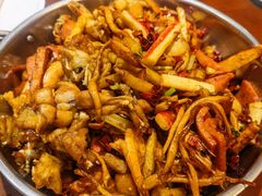 干锅牛蛙-馋嘴蛙火锅