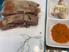 -三江源美食城