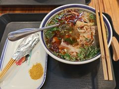 -云阿蛮云南生烫牛肉米线(奉贤路店)