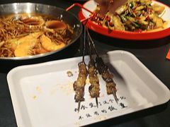 -扒虾小妹儿麻辣海鲜(宏图街店)