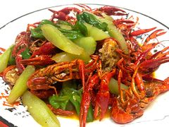 -鲁小三·大骨自助(金山总店)
