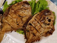 香煎鲳鱼-旺角小渔村·海肠捞饭开创者(环山路店)