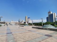 -泉城广场