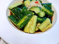 刮皮黄瓜-老佛爷铜炉蛙锅(海岸城店)