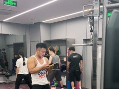 -乐刻健身(红山6979店)