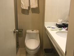 -白玉兰酒店(上海田子坊马当路地铁站店)