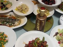 -梦都海鲜酒家(万达广场江桥店)