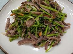 -六和聚传统烤鸭.天津菜(和平店)