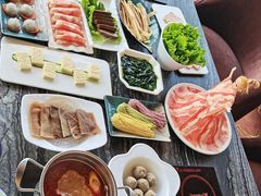 -云中捞高空旋转餐厅(商茂世纪广场店)