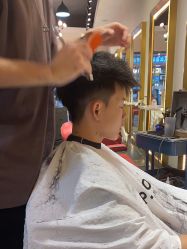 -P.R.O.salon 发哲