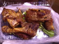 猪蹄加肘子-美人万三·蚝大人生蚝小馆(昌里路店)