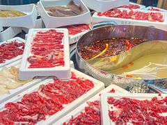 -来龍儿鲜切牛肉自助老火锅