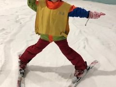 -乔波室内滑雪场