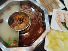 -辣川婆鲜肉自助串串香(三台子店)