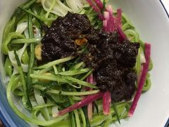 老北京炸酱面-味+新京宴·烤鸭·北京菜(创意谷店)