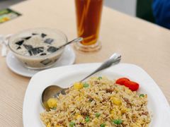 -佰搭果·广式茶餐厅(西华路店)