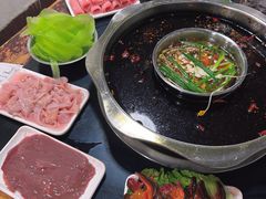 -邓莽子老火锅(中兴路总店)