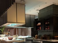-瑰丽酒店·海吧·天际下午茶·现场DJ·天台酒吧