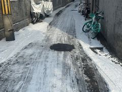 -管氏翅吧(护国寺店)