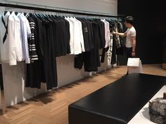 -GIVENCHY(佛罗伦萨小镇奥莱店)