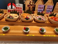 -山焱·炭火自助烤肉(周浦万达店)