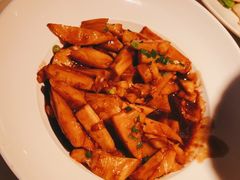-吴越荣记苏州菜·松鼠桂鱼(月光码头店)