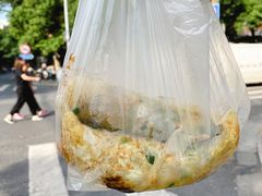 -正宗杂粮煎饼香软鸡蛋饼