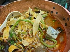 -成都你六姐·牛肉冒菜(城市集市合生汇店)