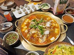 -顶顶汤火牛排火锅·经典铜锅涮肉