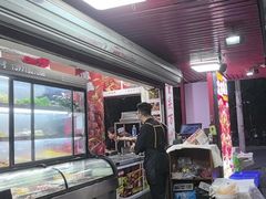-海盗船. 龙虾烧烤. 酒馆