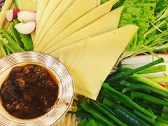 -闯关东东北农家菜(崂山石老人店)