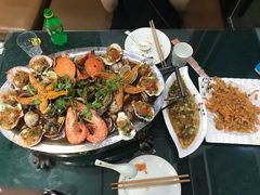 -大城·烧烤海鲜大排档(台东店)