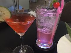 -樱花里音乐餐吧·牛扒椰子鸡(东圃店)