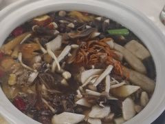 -土连锅·现熬养生汤锅(梁家巷店)