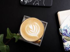 -UNI UNI(环亚凯瑟琳店)