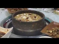 -南渝食府.墨脱石锅松茸鸡