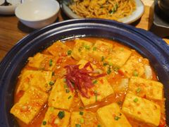 -云海肴·汽锅鸡·云南菜(天山百盛优客店)