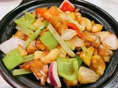 牛蛙煲-禄興記香港大排档(歌斐中心店)